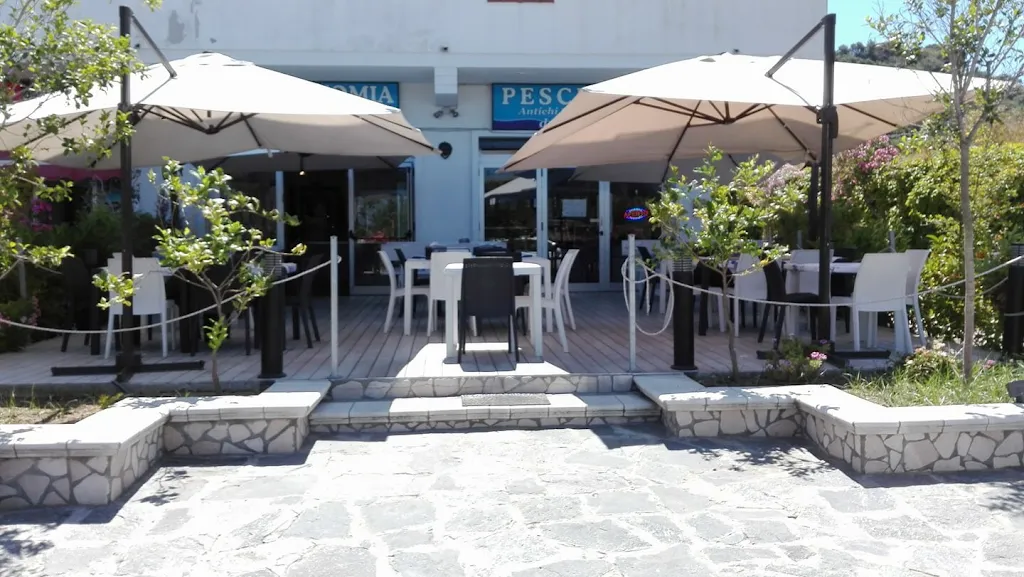 Antichi Sapori del Mare Pescheria restaurant in Ricadi