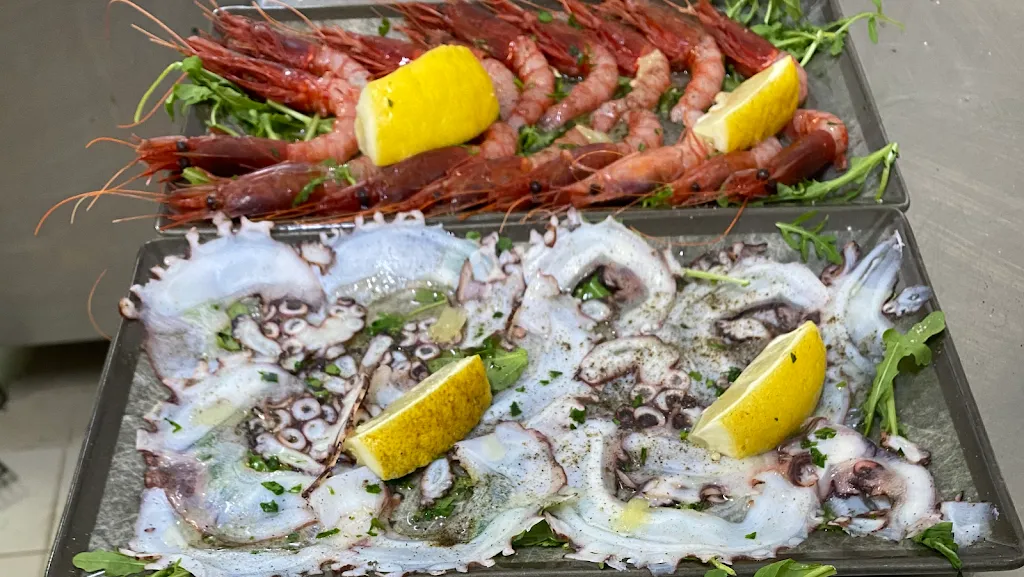 Antichi Sapori del Mare Pescheria_Ricadi_slider_image_3