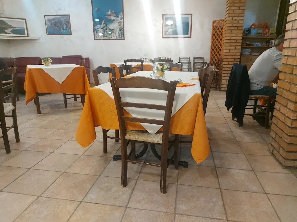 Ristorante Pizzeria l'Arancio_Ricadi_slider_image_2