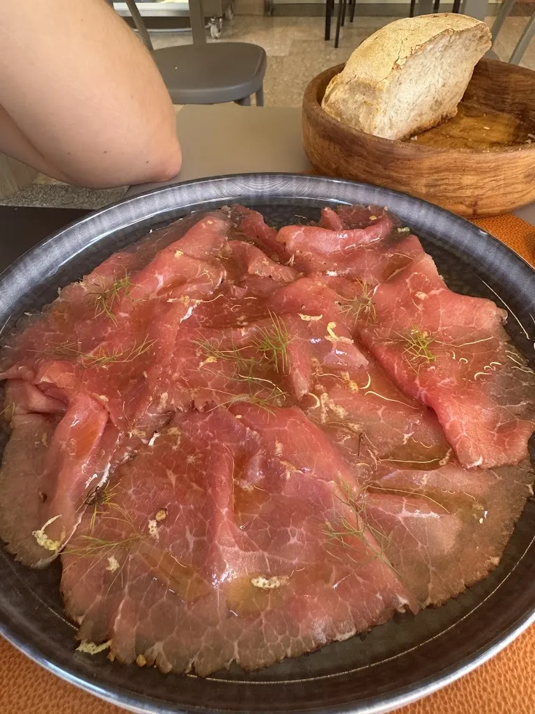 Alexander Zellhofer_Il Deposito - Meat & Wine_Ricadi_review