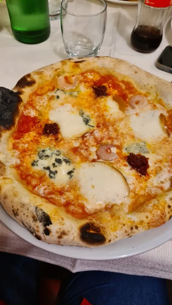 Tina De Raffele_Vecchia Roma 1979_Rocca di Neto_review