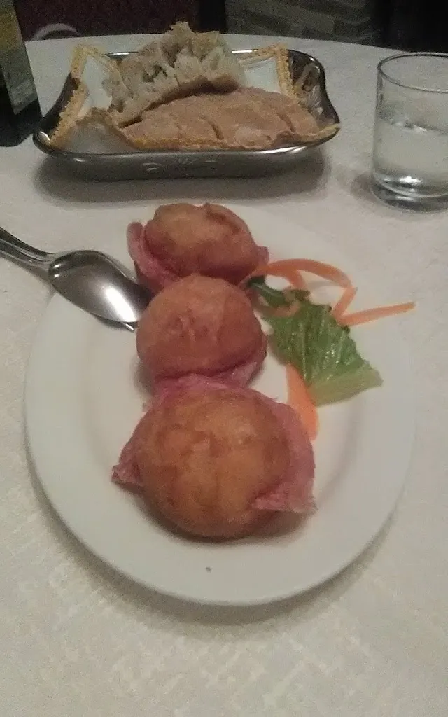 Gianna Vasellino_La Luna Nel Pozzo_Elice_review