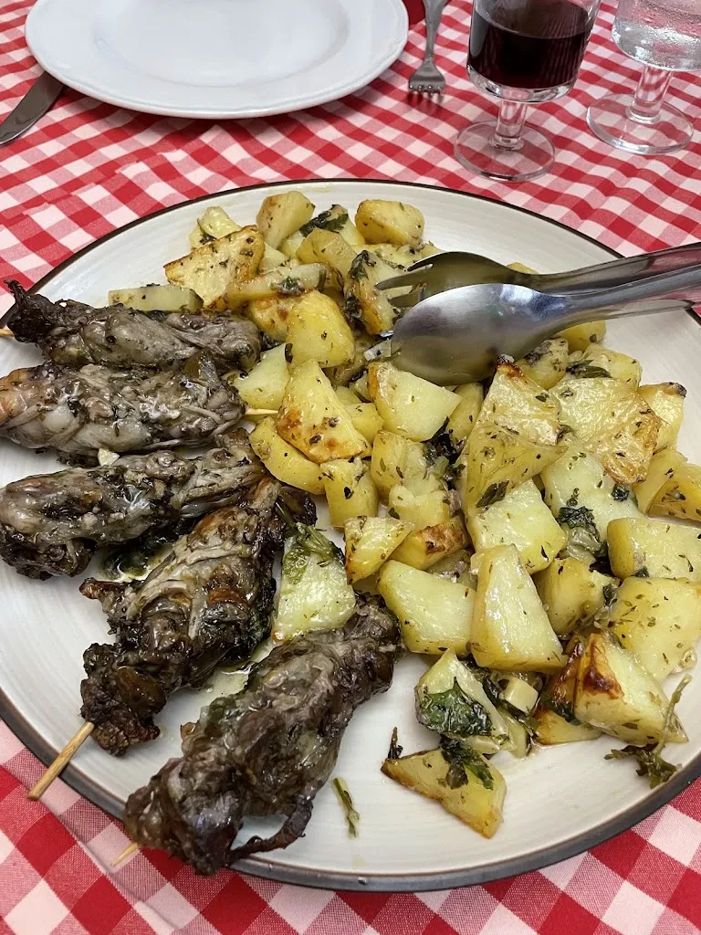 Yanchen .L_trattoria dei poeti_Rocca Imperiale_review