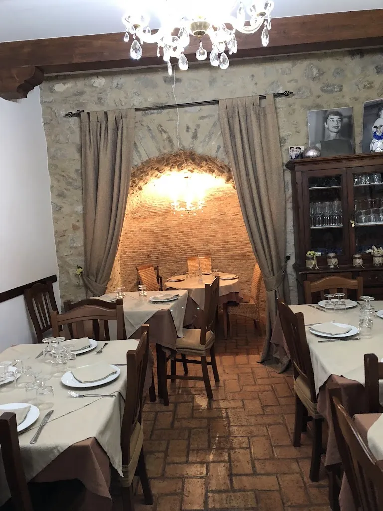 trattoria dei poeti restaurant in Rocca Imperiale