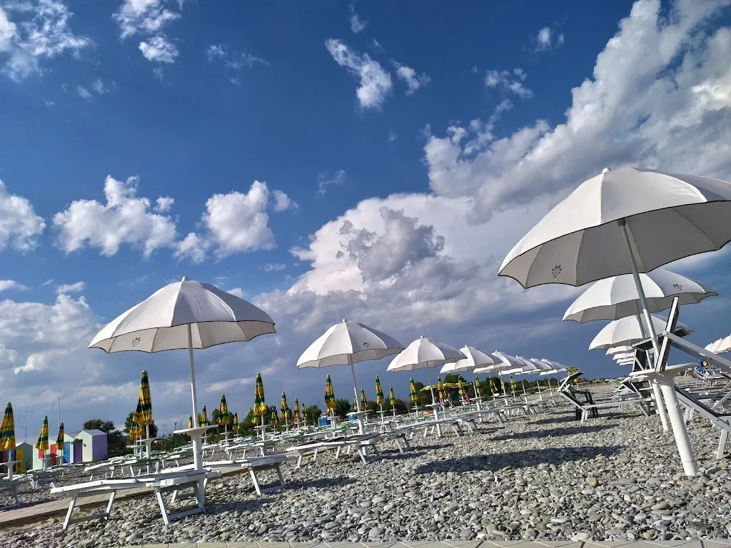 Stabilimento balneare - Ristorante, Copacabana Beach Club_Rocca Imperiale_slider_image_3