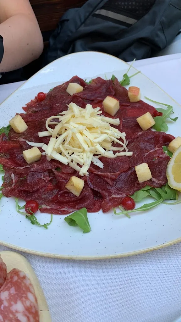 Ciro_AdlerKeller_Corvara_review