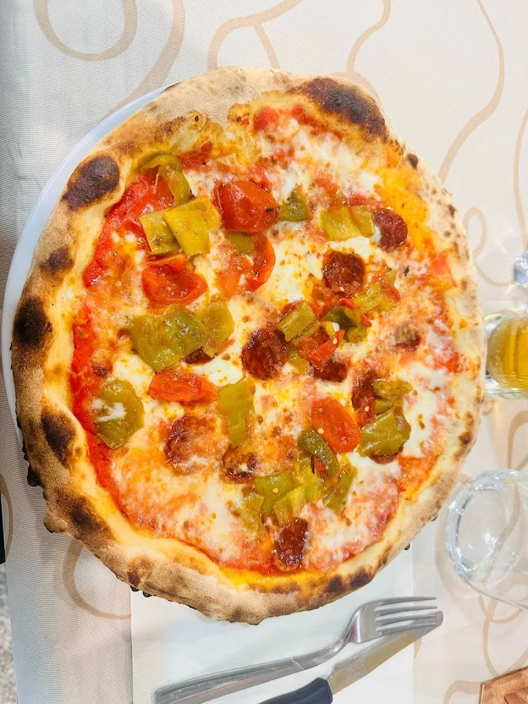 Serena Giuseppina Resta_Bar-bistrot ÈLITE De Titta Francesca_Rocca Imperiale_review