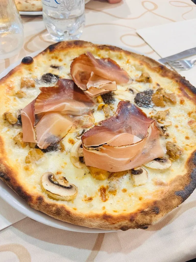 Bar-bistrot ÈLITE De Titta Francesca_Rocca Imperiale_slider_image_3