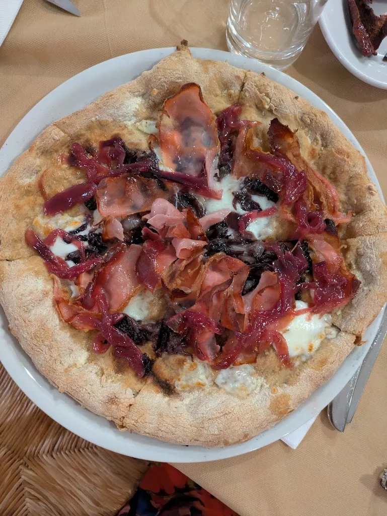 Il Coccodrillo Ristorante Pizzeria Burgeria_Rocca Imperiale_slider_image_3