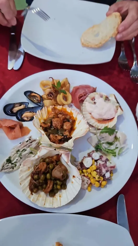 Reto Rauch_B&B Ristorante Pizzeria Villhour_Rocca Imperiale_review