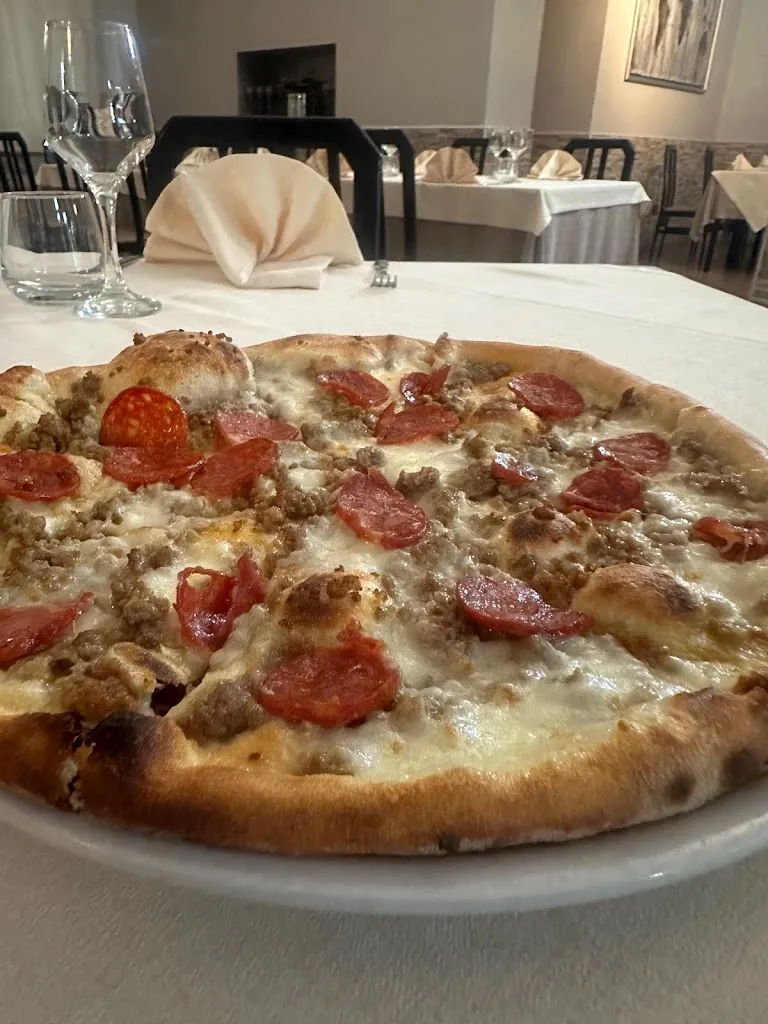 Ristorante pizzeria konnubio_Rocca Imperiale_slider_image_3