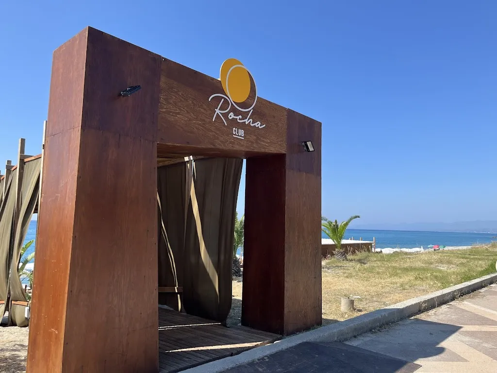 Big Magic69_Rocha Club_Roccella Ionica_review