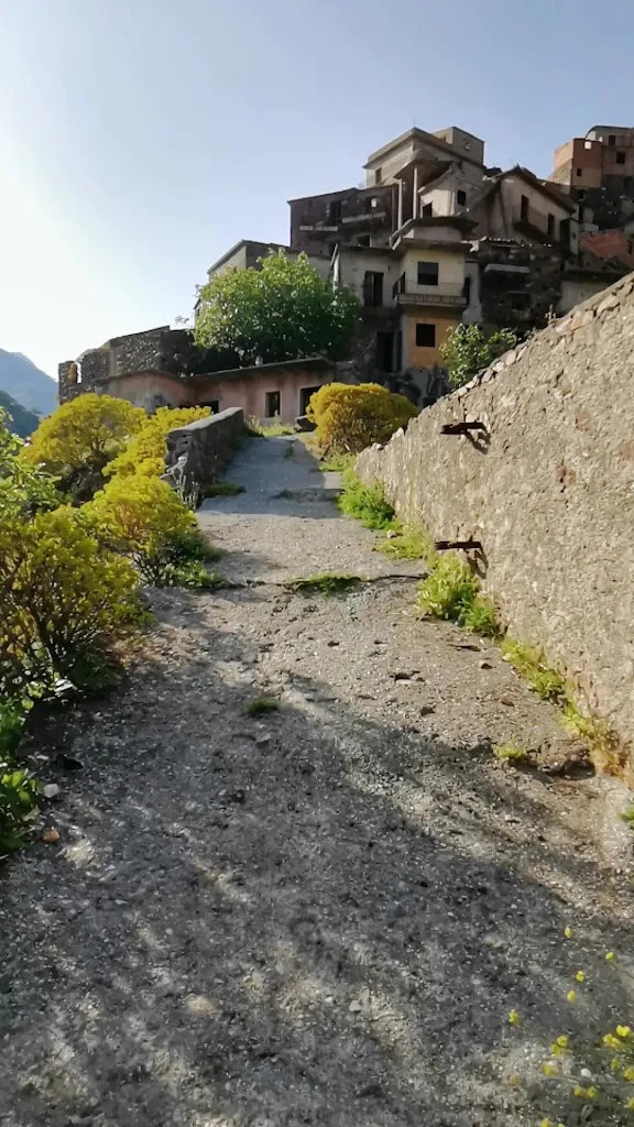 Roghudi Vecchio_Roghudi_slider_image_1