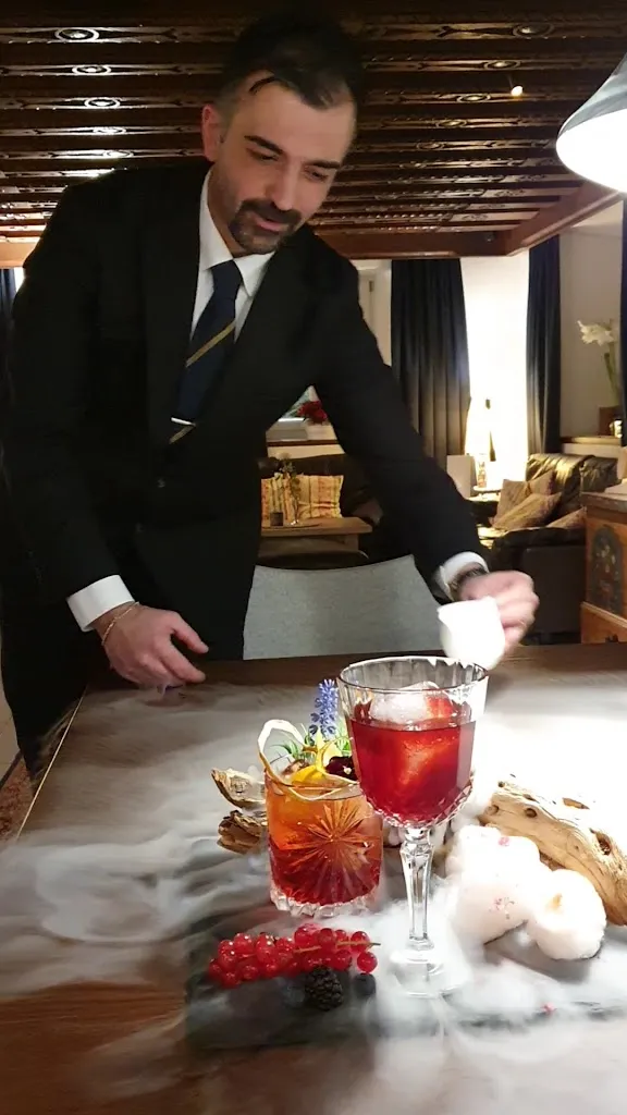 Taverna Posta Zirm_Corvara_slider_image_2