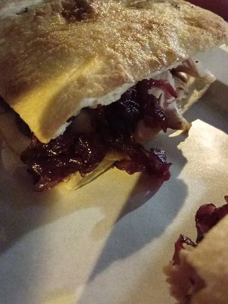 Elisa_SURPRI_Roggiano Gravina_recensione