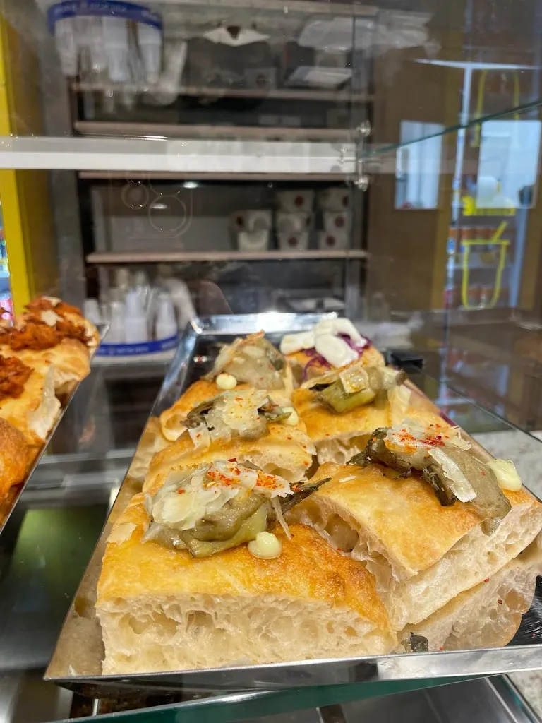 SURPRI_Roggiano Gravina_slider_image_3