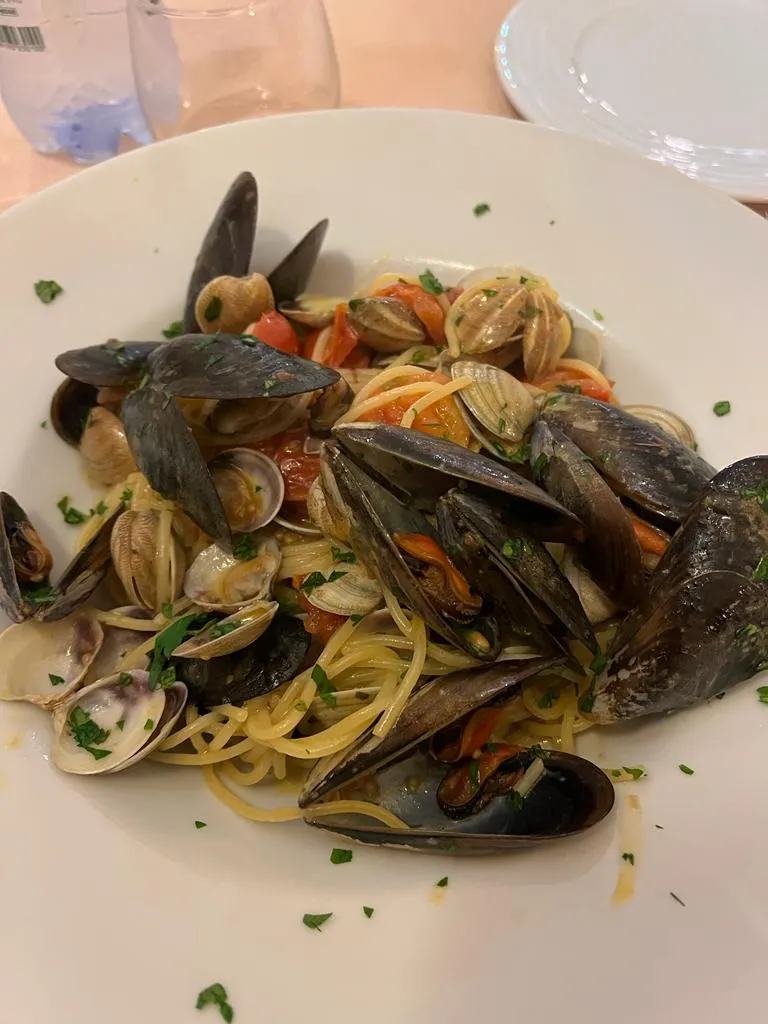 Ristorante Pizzeria Il Veliero_Roccelletta_slider_image_2