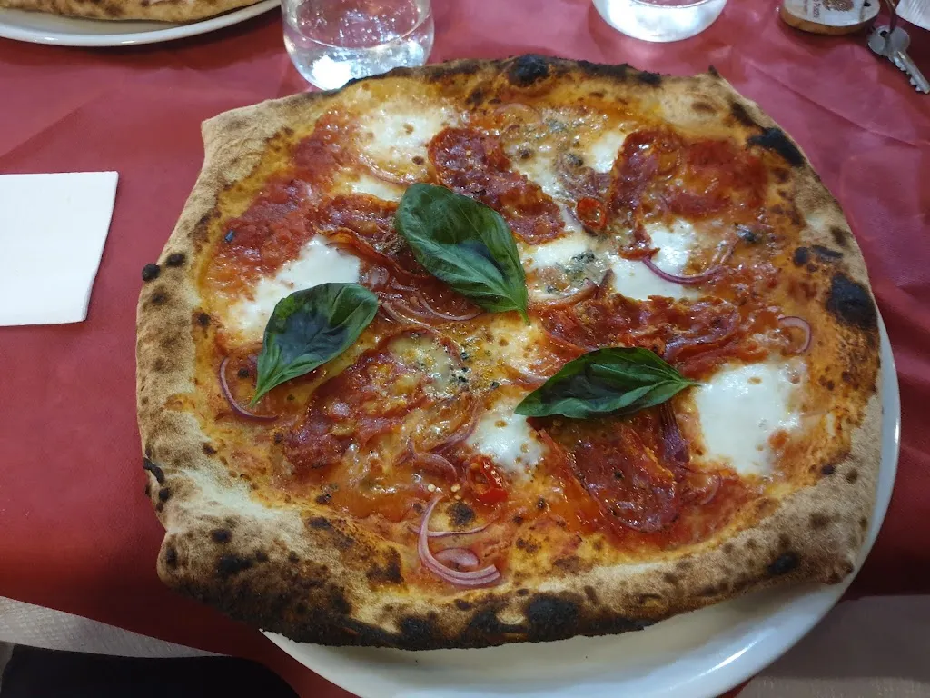 In 4 x te restaurant in Roccelletta