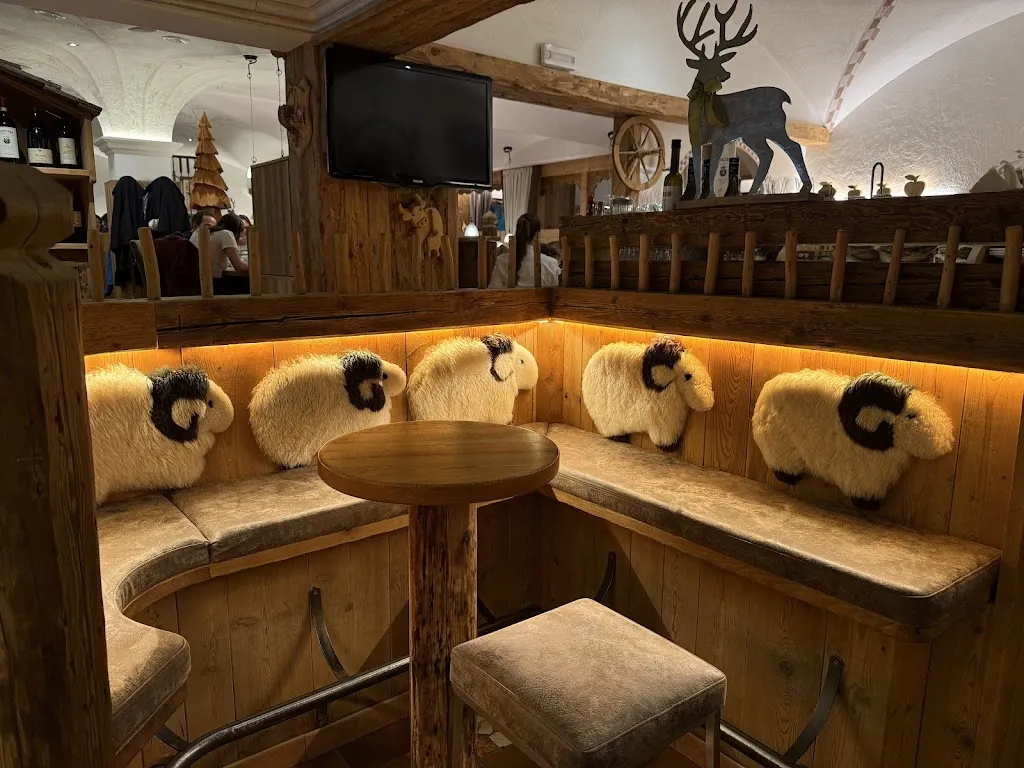 Pizzeria Fornella - Corvara_Corvara_slider_image_1