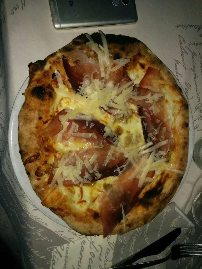 Pizzeria Cammello Grigio_Roccelletta_slider_image_2