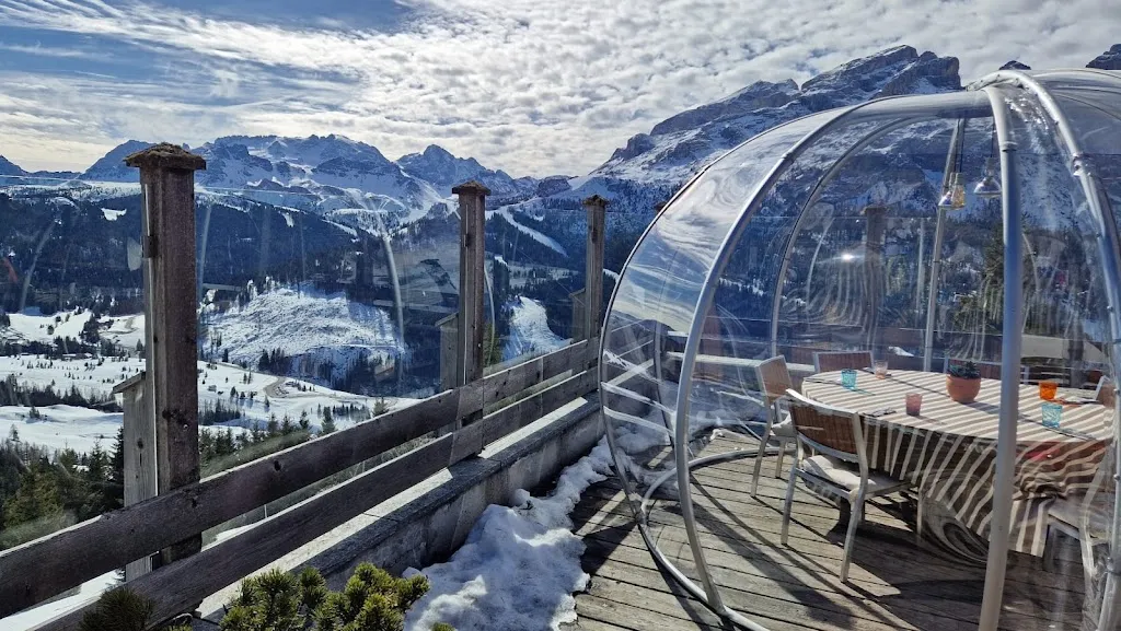 Sam Zebedee_Col Alt_Corvara_recensione