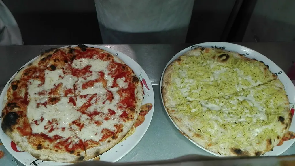 Pizzeria rosticceria "L'Angolo" ristorante a Rogliano