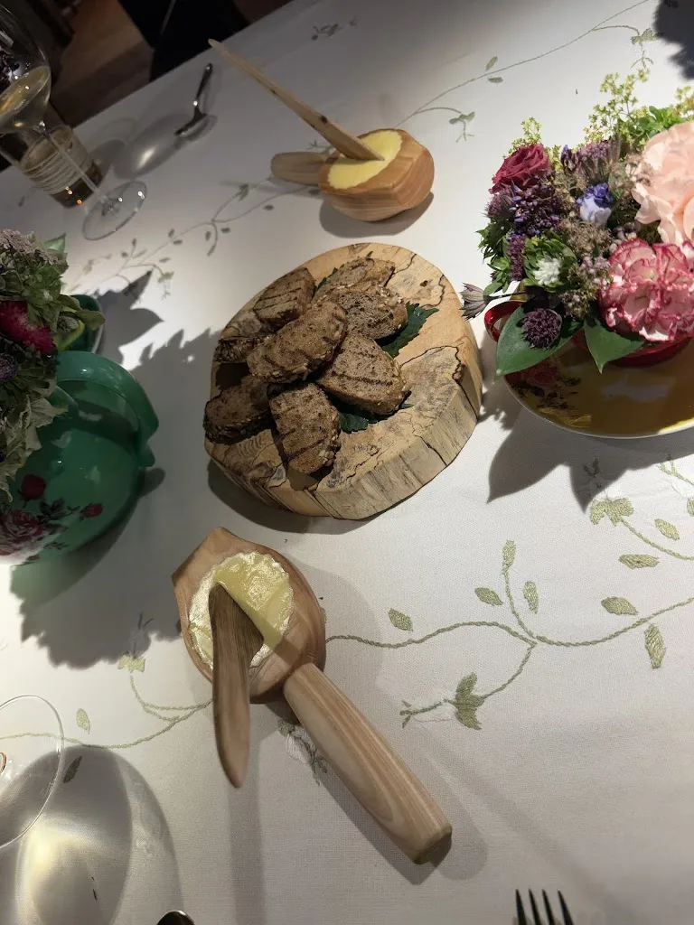 Maksim Salu_La Stüa de Michil - Simone Cantafio_Corvara_review