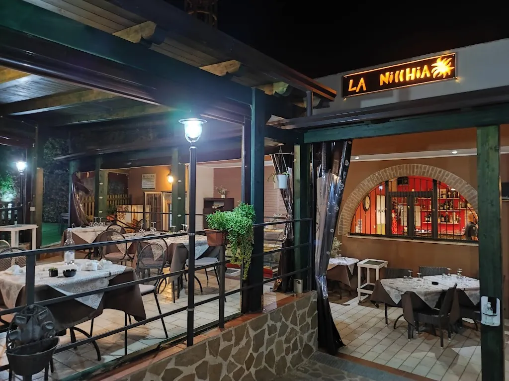 La Nicchia restaurant in Roseto Capo Spulico