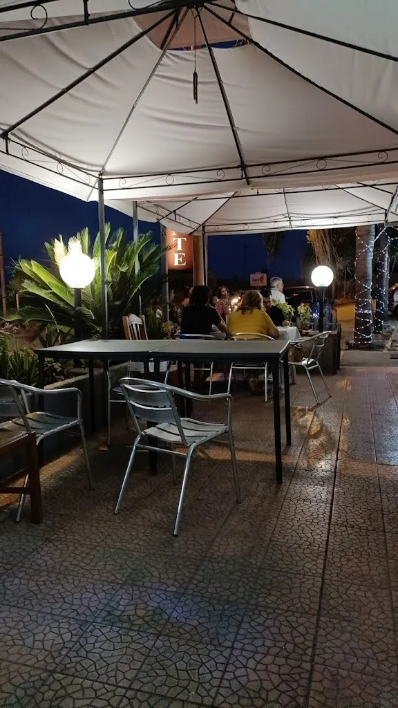 ristorante pizzeria Il Gelso restaurant in Roseto Capo Spulico