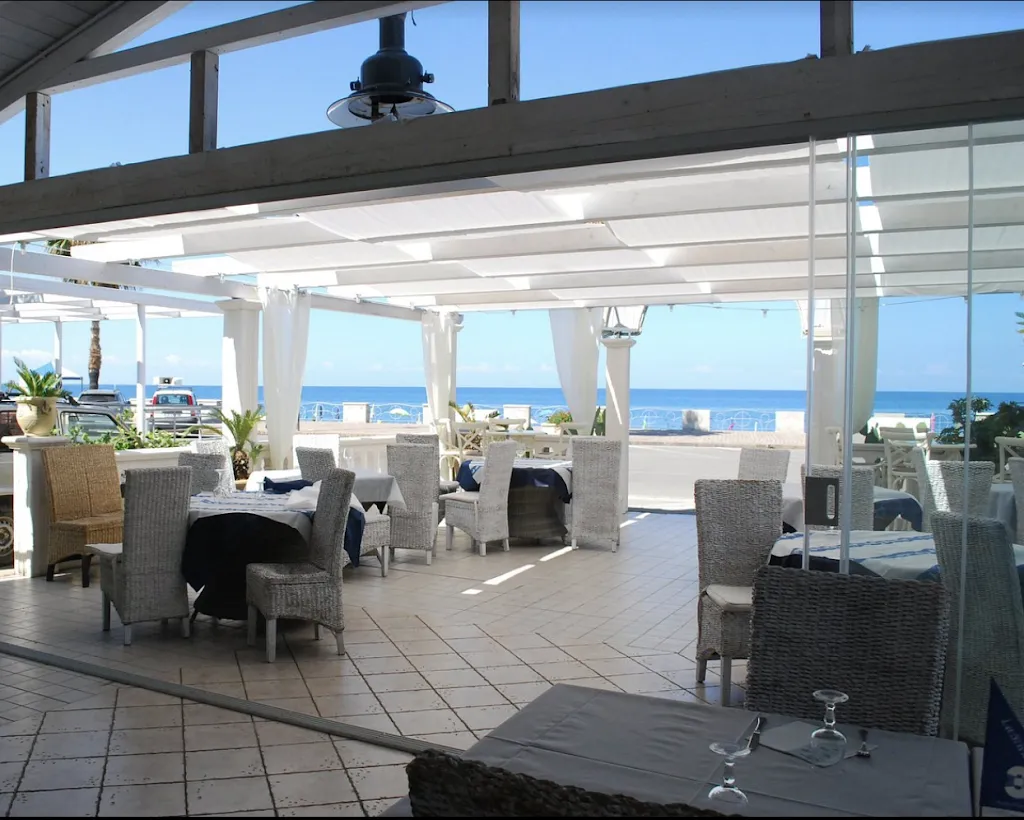 Ristorante Pizzeria Enoteca La Stiva restaurant in Roseto Capo Spulico