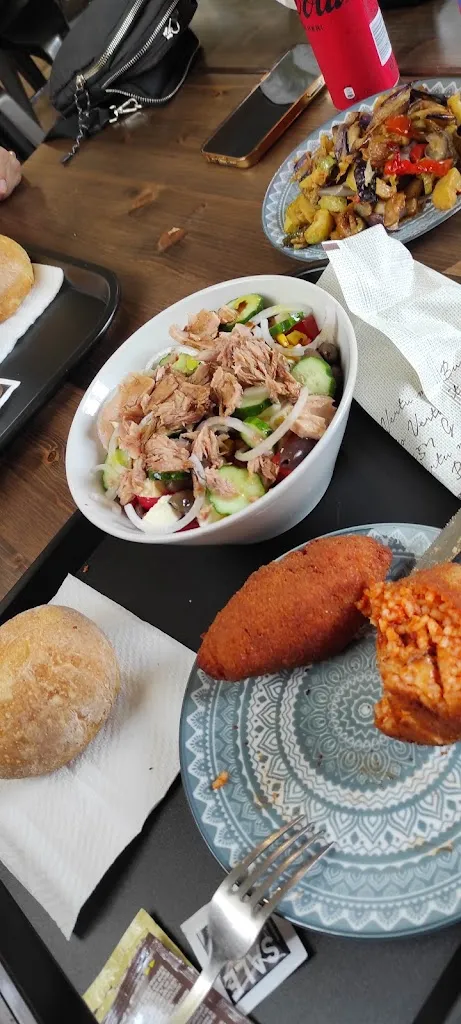 Uhl Rik_Seminara Tavola Calda Pizzeria Rosarno_Rosarno_review