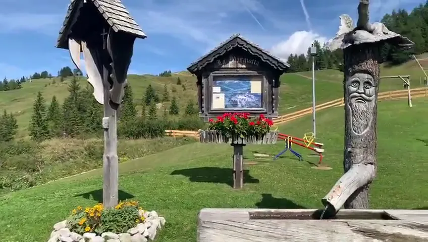 Rifugio Marmotta_Corvara_slider_image_2