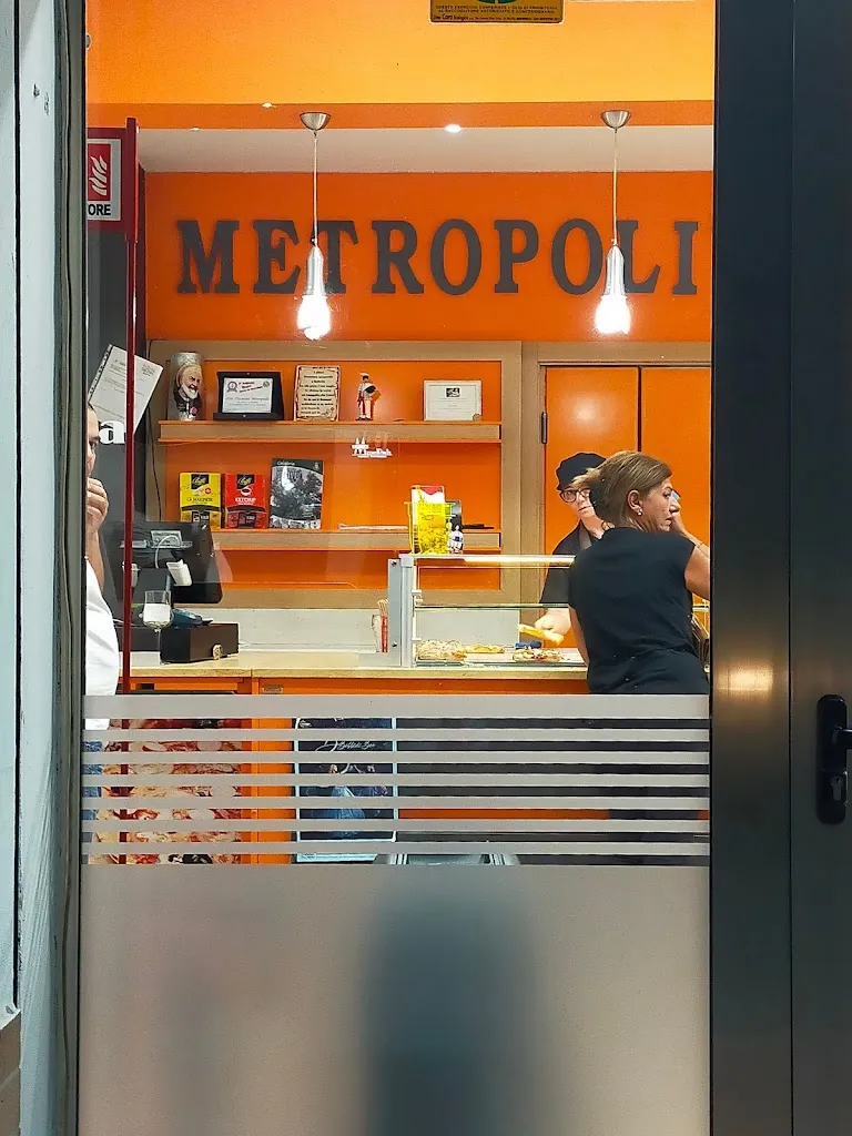 Pizzeria Metropoli'S_Rosarno_slider_image_2