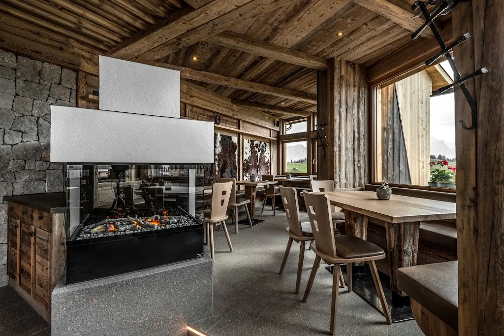 Alpine Restaurant Piz Arlara restaurant in Corvara