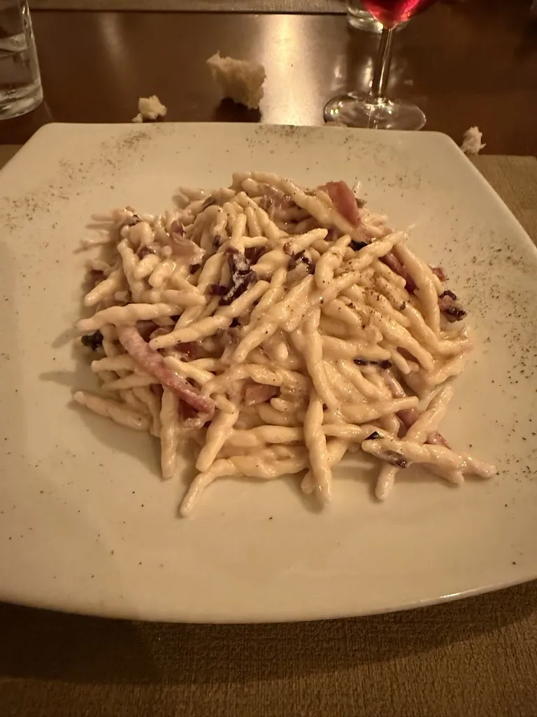 FLORIANA DI VIRGILIO_LA TAVERNA braceria - trattoria_Rossano_review