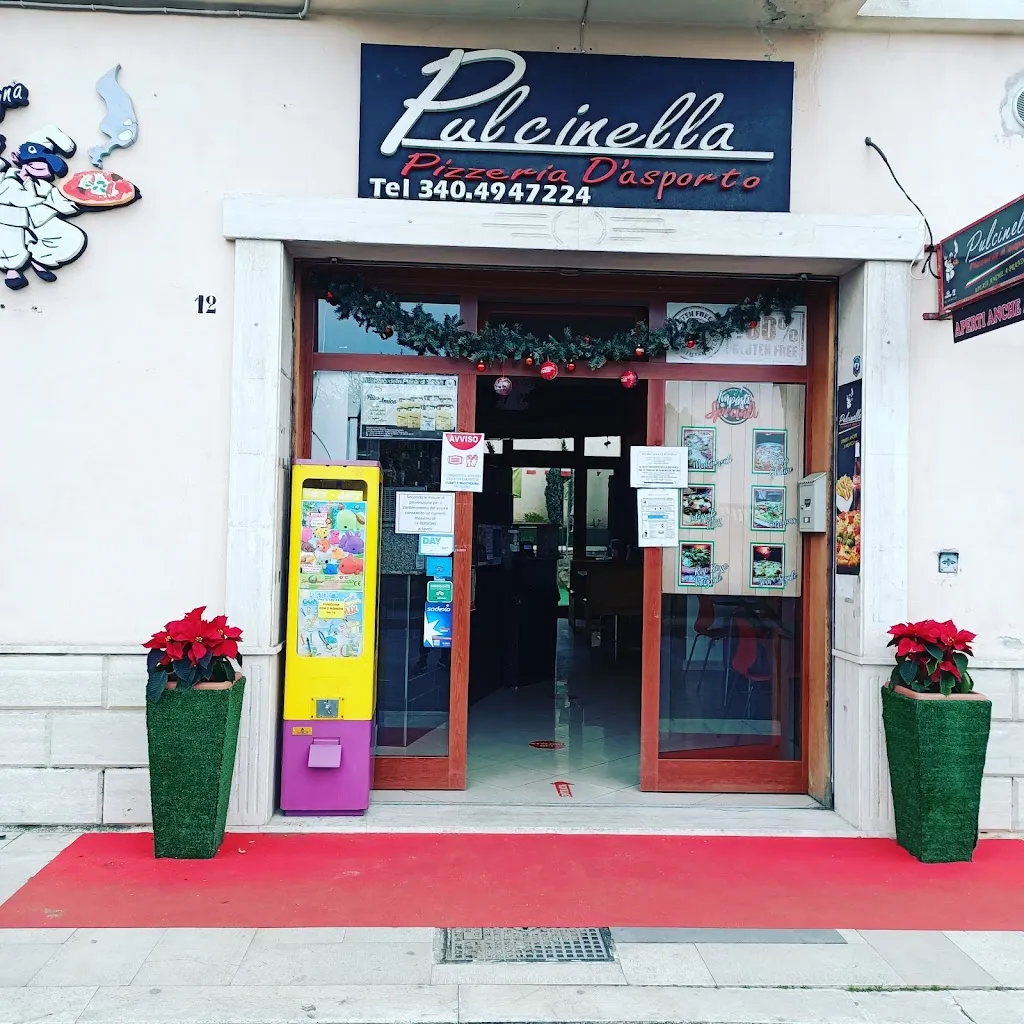 Pizzeria Pulcinella restaurant in Rossano