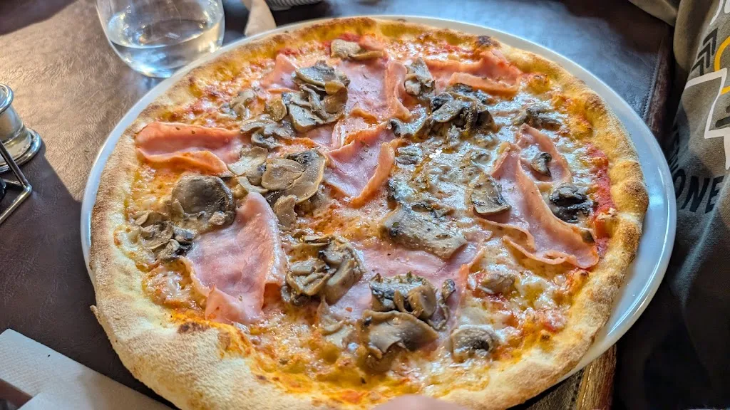 Menu_Restaurant Black Hill Pizzeria_Corvara_image_5