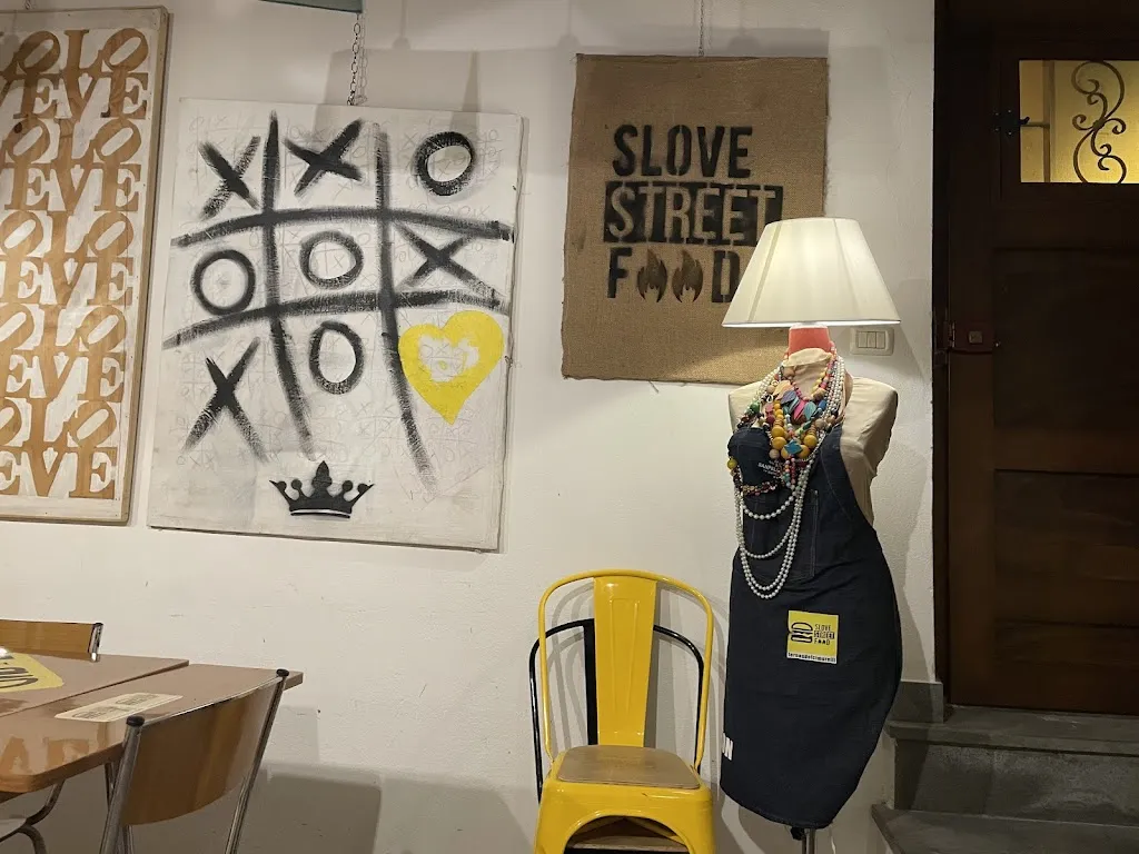 Darja Bencina_Slove Street Food_Sambiase_review