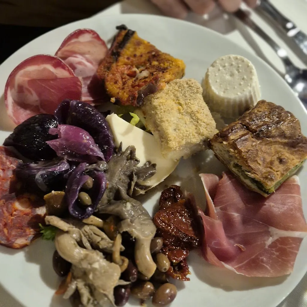 Dora Vita_Ristorante Pizzeria B&B San Pietro_San Calogero_review