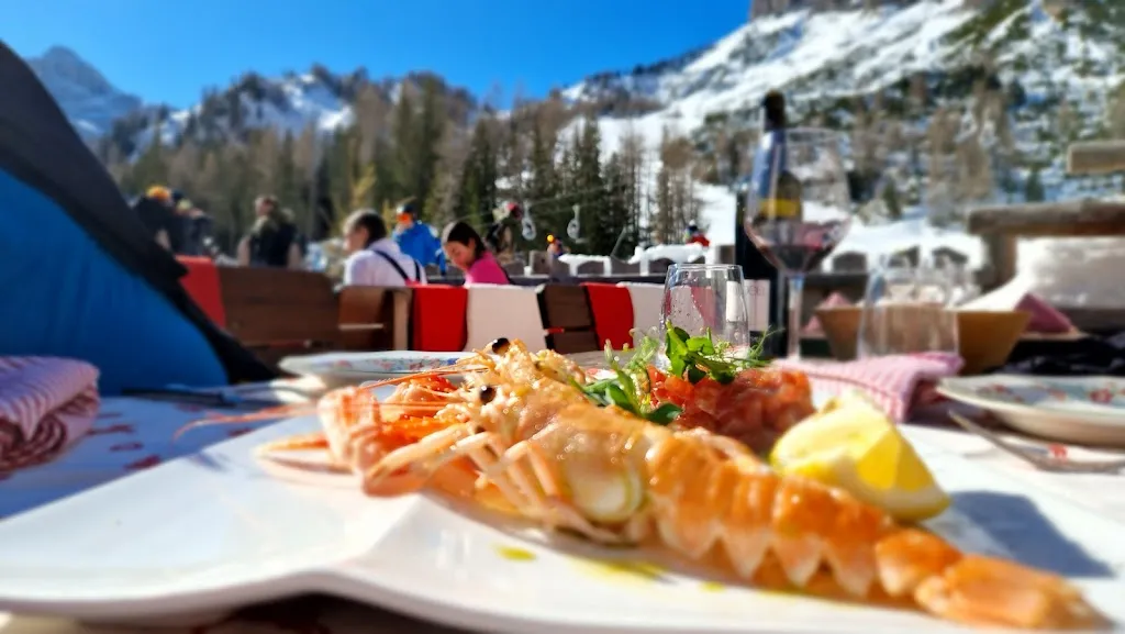 Edelweiß Hütte_Corvara_slider_image_3