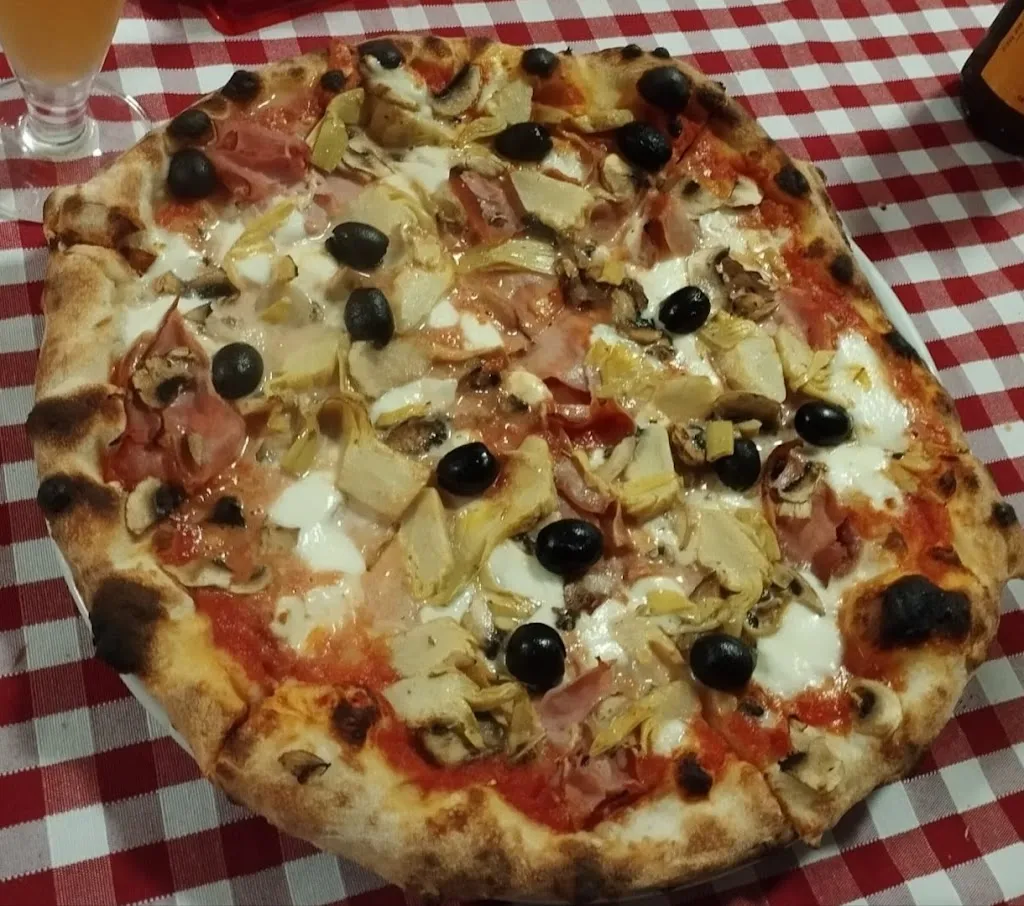 Lounge Pub 89_San Cosmo Albanese_slider_image_2