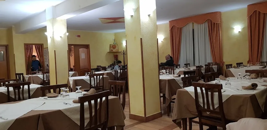 Al Fusillo restaurant in San Cosmo Albanese