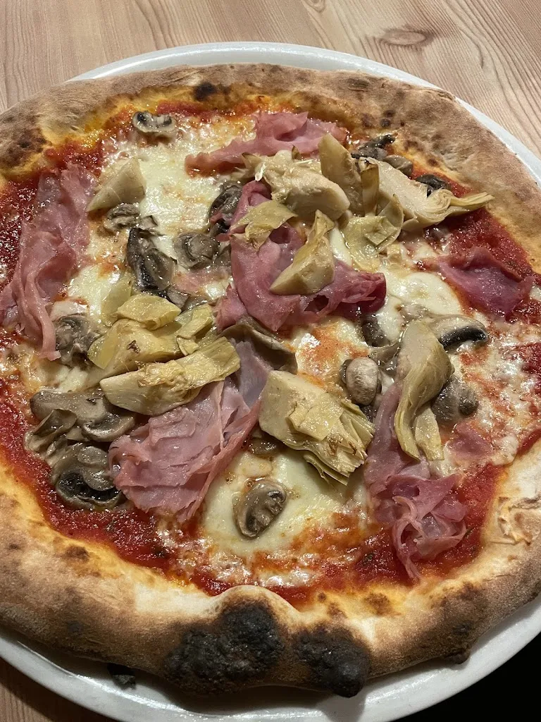 Pizzeria Caterina - Corvara_Corvara_slider_image_3