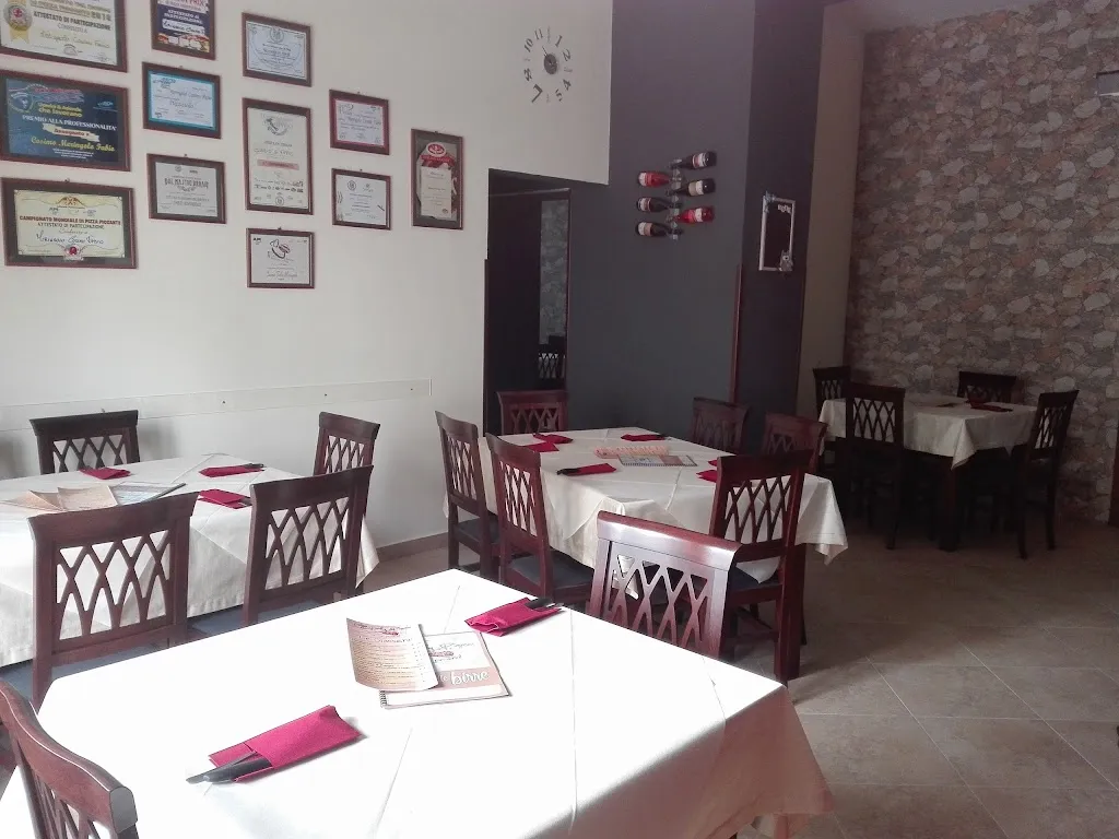 Speedy Pizza da Fabio restaurant in San Demetrio Corone