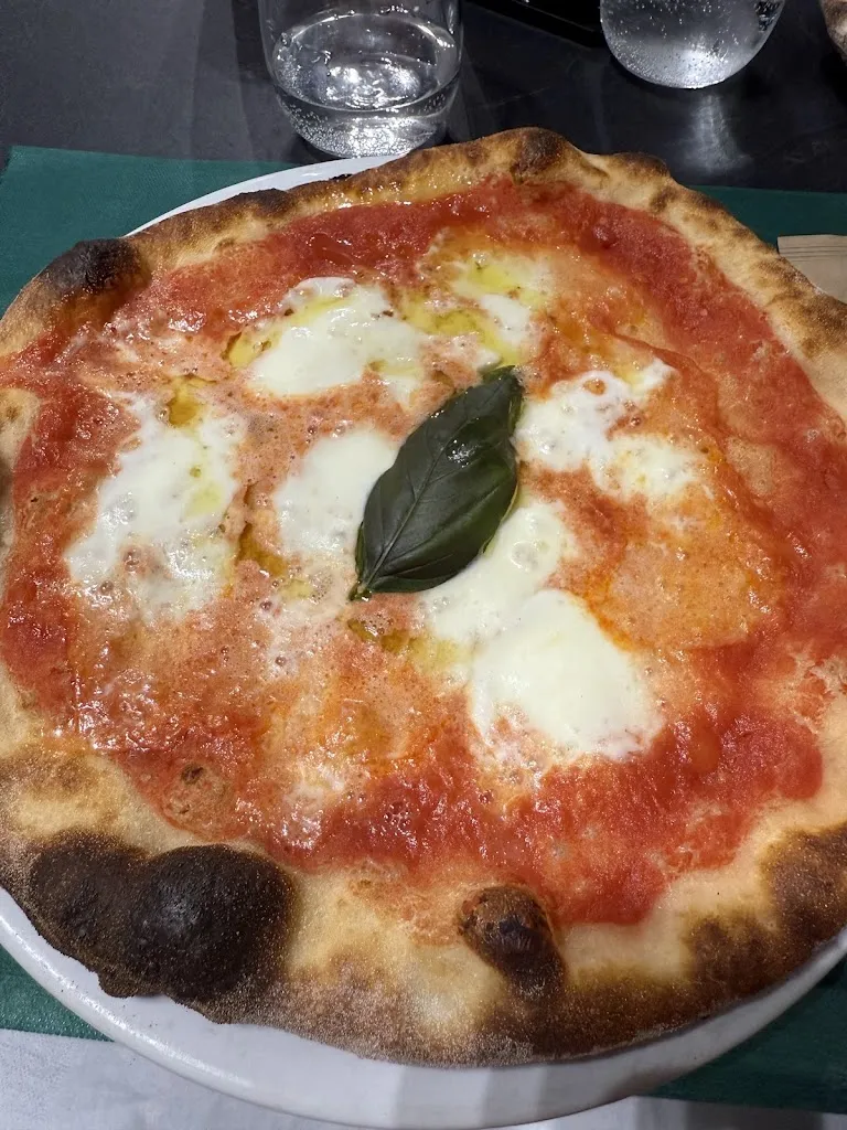 Speedy Pizza da Fabio_San Demetrio Corone_slider_image_3