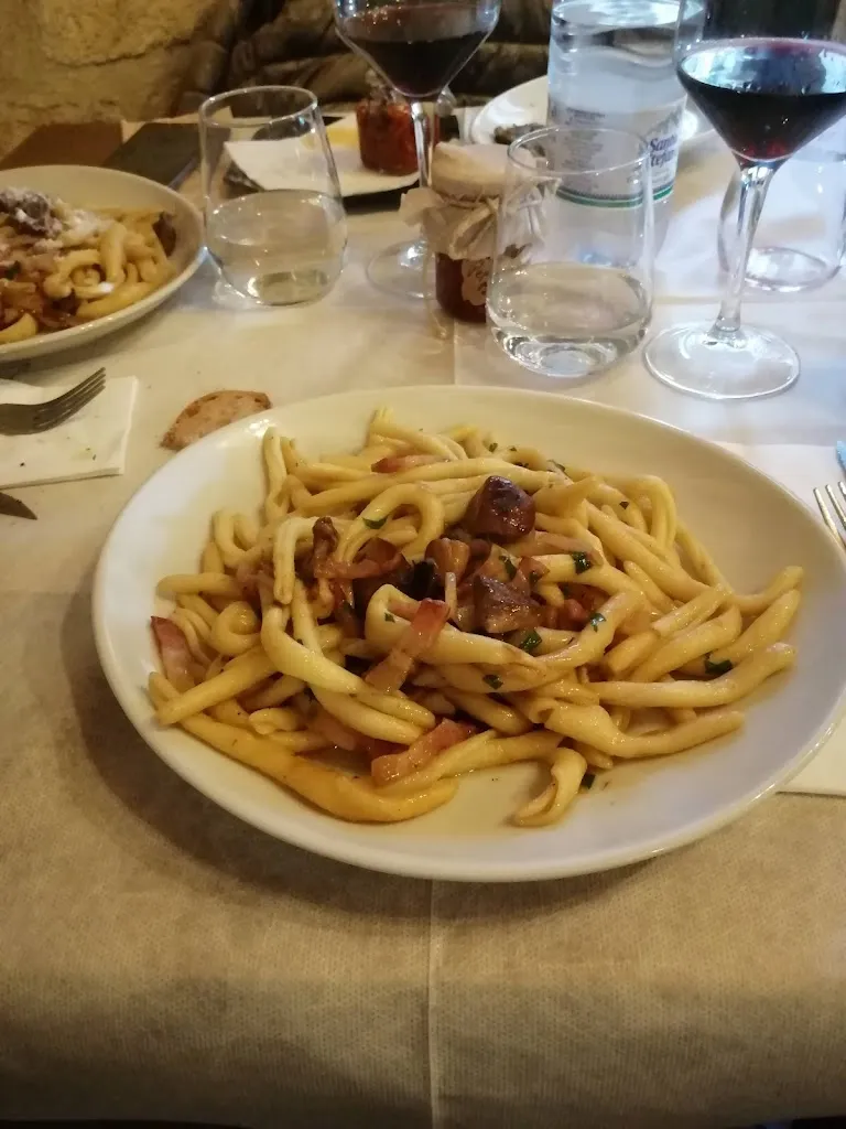 eugenio rogliano_Fusion Pub_San Demetrio Corone_review