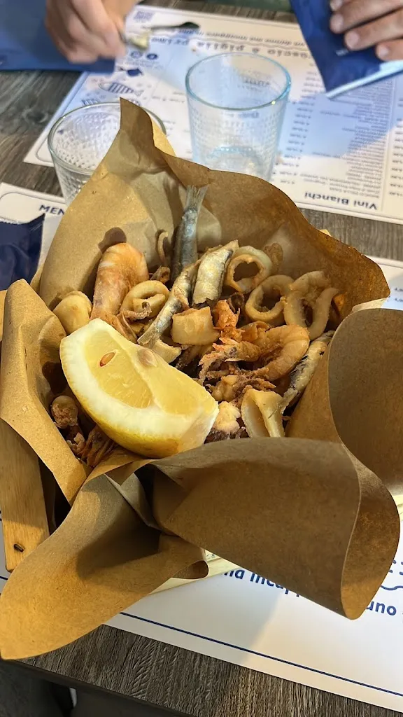 Anna Maria Amaro_o povero pesce_San Lorenzo Bellizzi_review