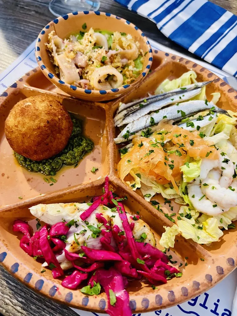 o povero pesce_San Lorenzo Bellizzi_slider_image_3