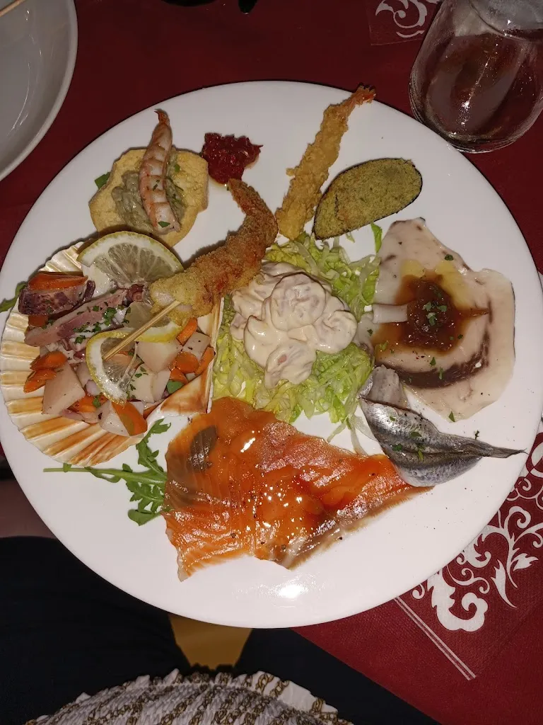 Rebecca Engineer_Ristorante Il Gambero Rosso_San Lorenzo del Vallo_review