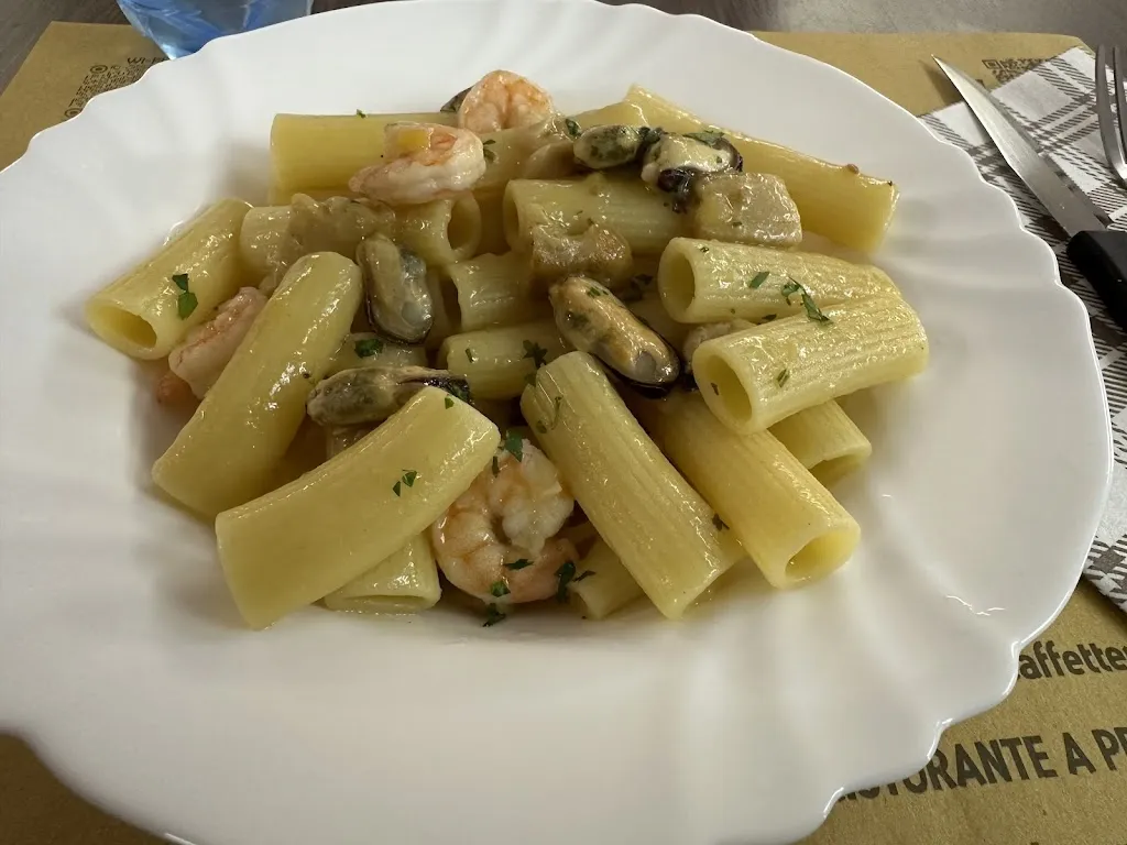 Gaetano Sciuto_L'Etoile Di Rapana' Vincenzo & C. Sas_San Marco Argentano_review